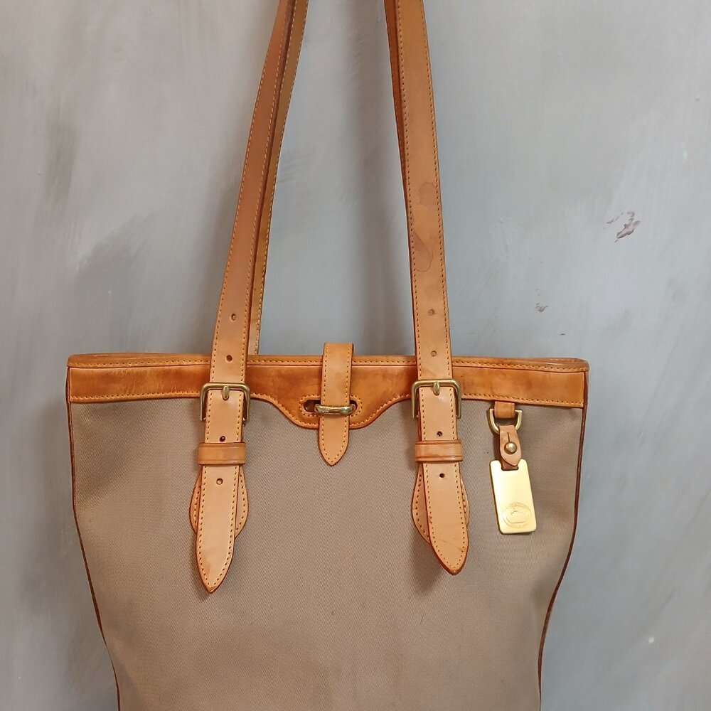 Dooney&Bourke Classic Tote - Picture 11 of 11